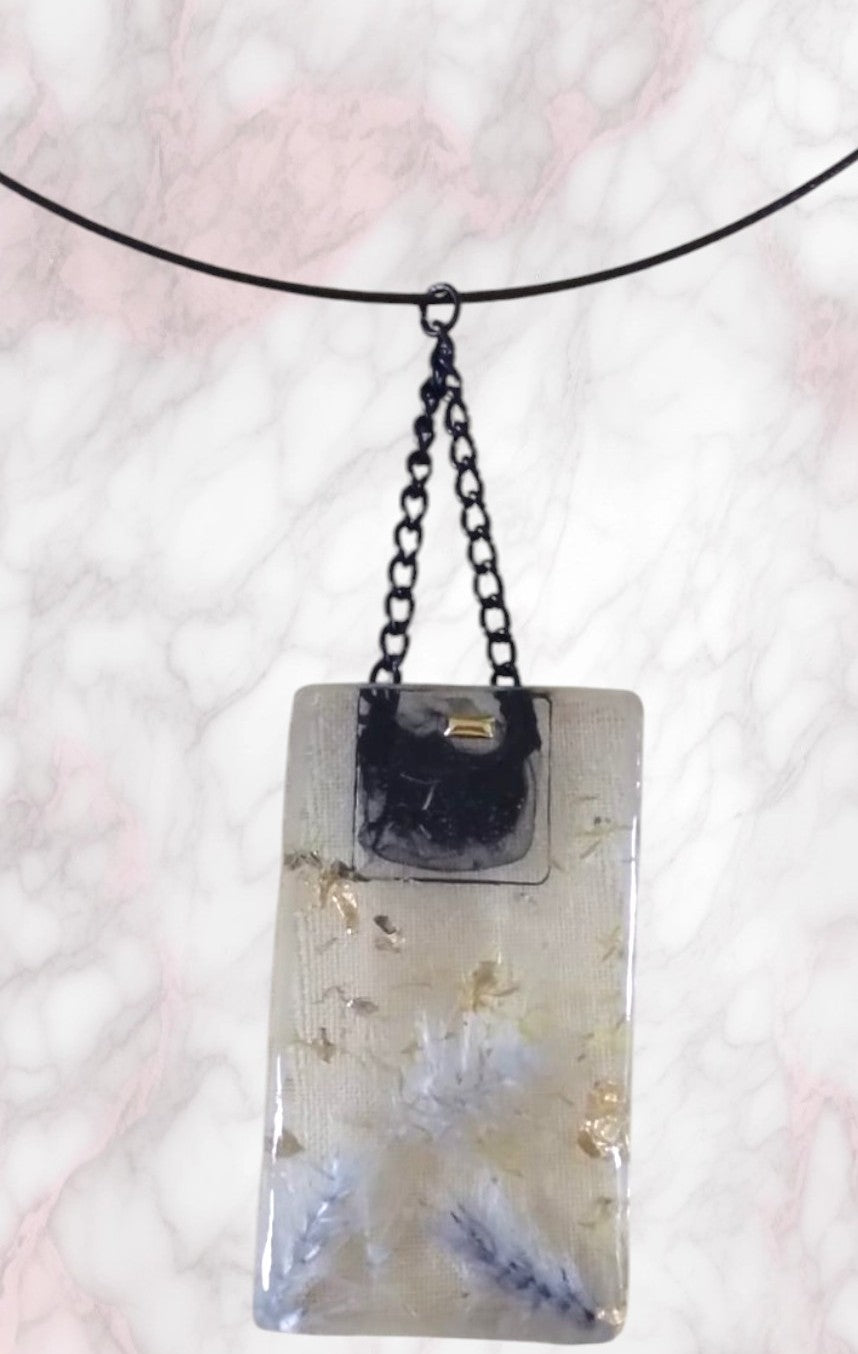 Collier pendentif